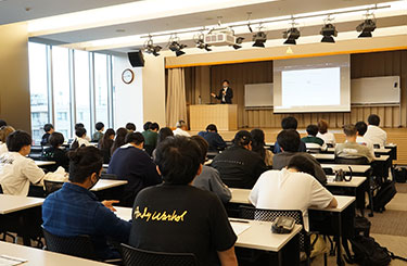 学内就職ガイダンス