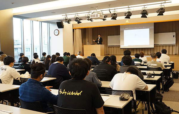 学内就職ガイダンス